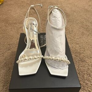Badgley Mischka Bridal Pearl heels